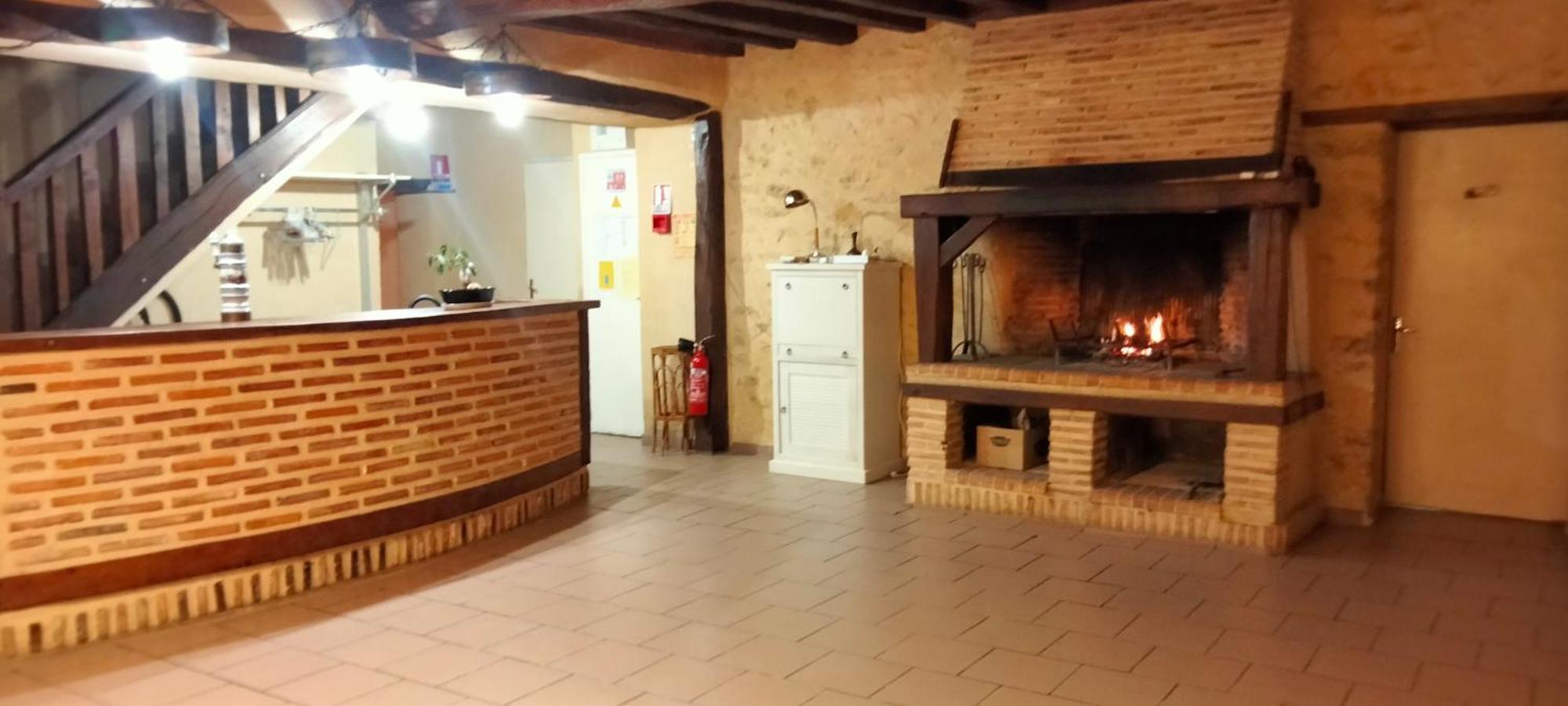 הוילה Brûlon Gite & Chambre D'Hotes Du Moulin מראה חיצוני תמונה